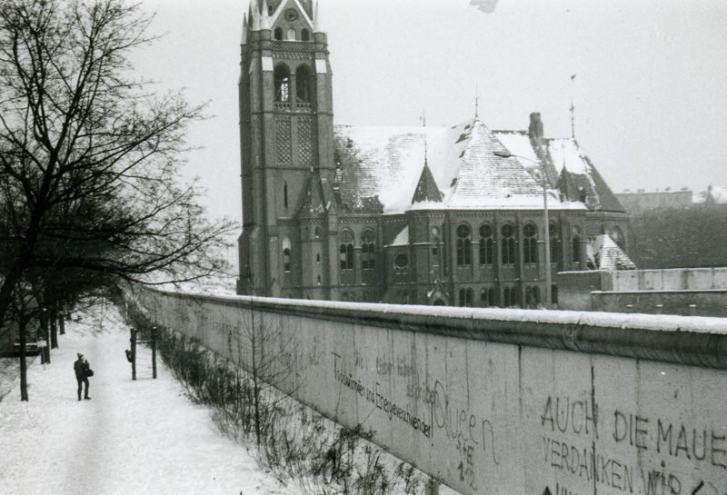 Versöhnungskirche 1985 Foto: joachim Wunderlich